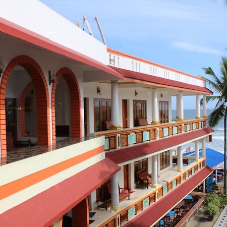 Hotel Sea View Palace - The Beach Hotel Kovalam Exterior foto