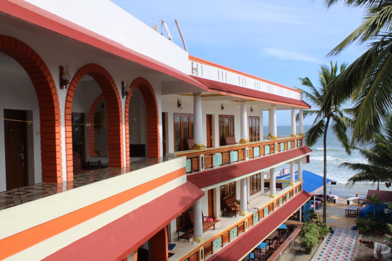 Hotel Sea View Palace - The Beach Hotel Kovalam Exterior foto